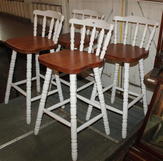 4 kitchen bar stools & 2 other chairs